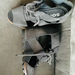 SOREL Platform Heels Sandals US7 Leather Black